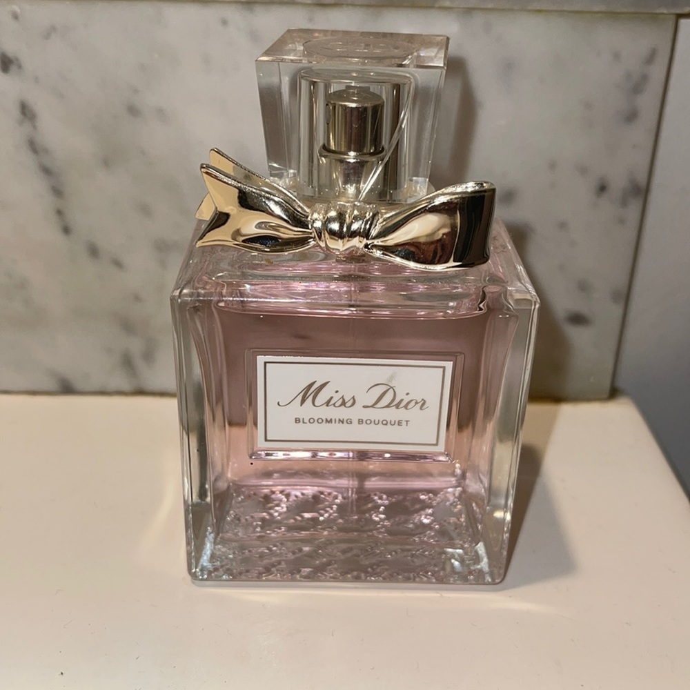 Dior blooming bouquet